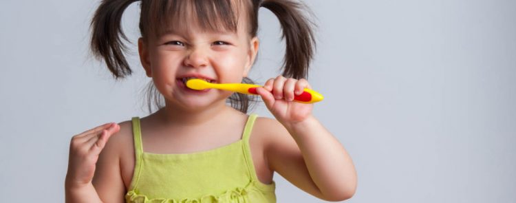 lavado de dientes infantil