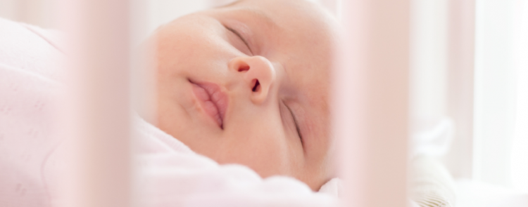 bebe durmiendo seguro